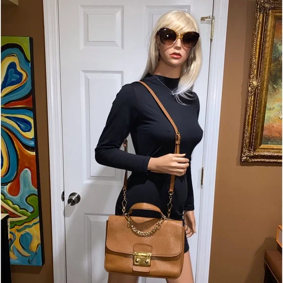 👜🤎👜Authentic Miu Miu 2 Way Brown Leather Bag - Picture 16 of 17